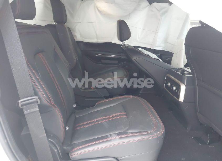 Photo 8 of 2024 Ford Expedition LIMITED (VIN 1FMJU2A89REB06337)