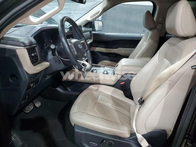 2024 FORD EXPEDITION LIMITED N/A (VIN 1FMJU2A8XREA34726) main photo
