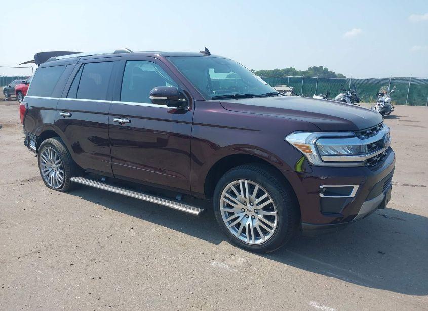 2024 Ford Expedition LIMITED (VIN 1FMJU2A8XREA86597) main photo