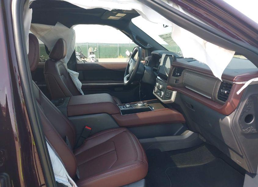 Photo 5 of 2024 Ford Expedition LIMITED (VIN 1FMJU2A8XREA86597)