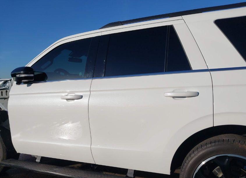 Photo 15 of 2023 Ford Expedition LIMITED (VIN 1FMJU2AG1PEA21903)