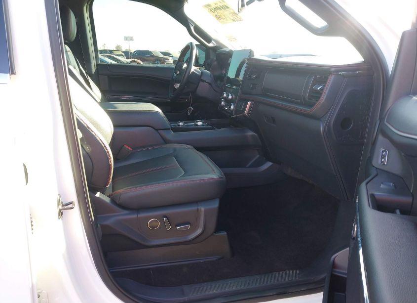 Photo 5 of 2023 Ford Expedition LIMITED (VIN 1FMJU2AG1PEA21903)