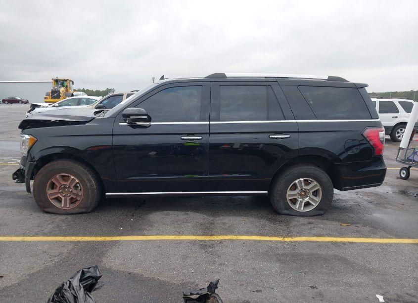 Photo 14 of 2018 Ford Expedition LIMITED (VIN 1FMJU2AT0JEA02957)