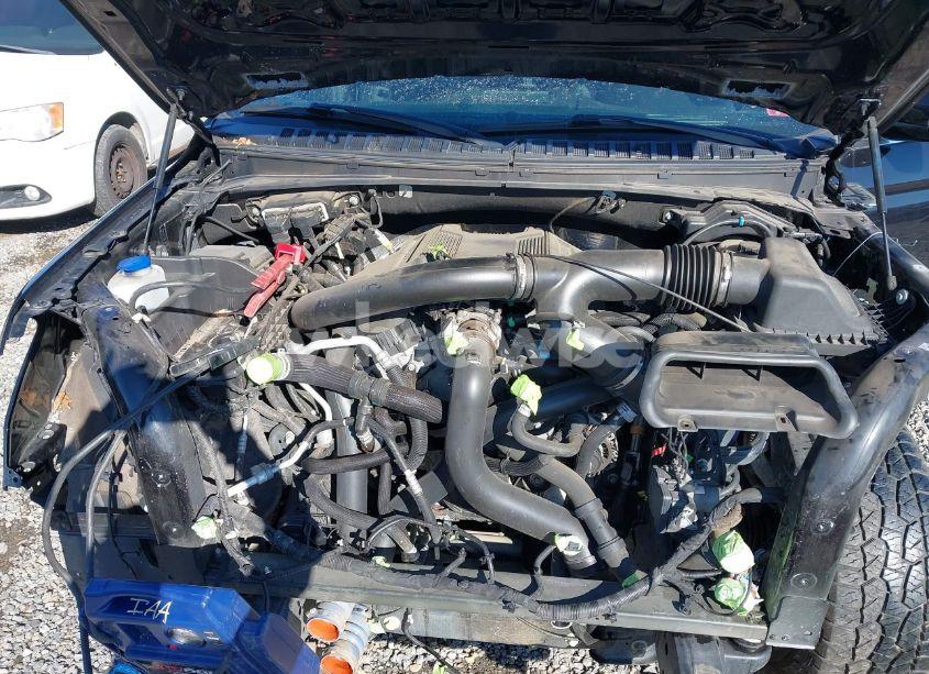 Photo 10 of 2019 Ford Expedition LIMITED (VIN 1FMJU2AT0KEA47768)