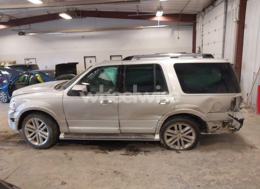 Photo 14 of 2015 Ford Expedition LIMITED (VIN 1FMJU2AT1FEF01970)