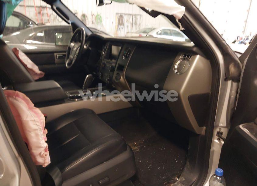 Photo 5 of 2015 Ford Expedition LIMITED (VIN 1FMJU2AT1FEF01970)