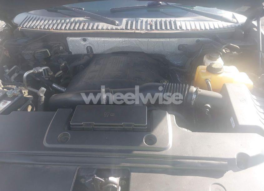 Photo 10 of 2015 Ford Expedition LIMITED (VIN 1FMJU2AT1FEF27582)