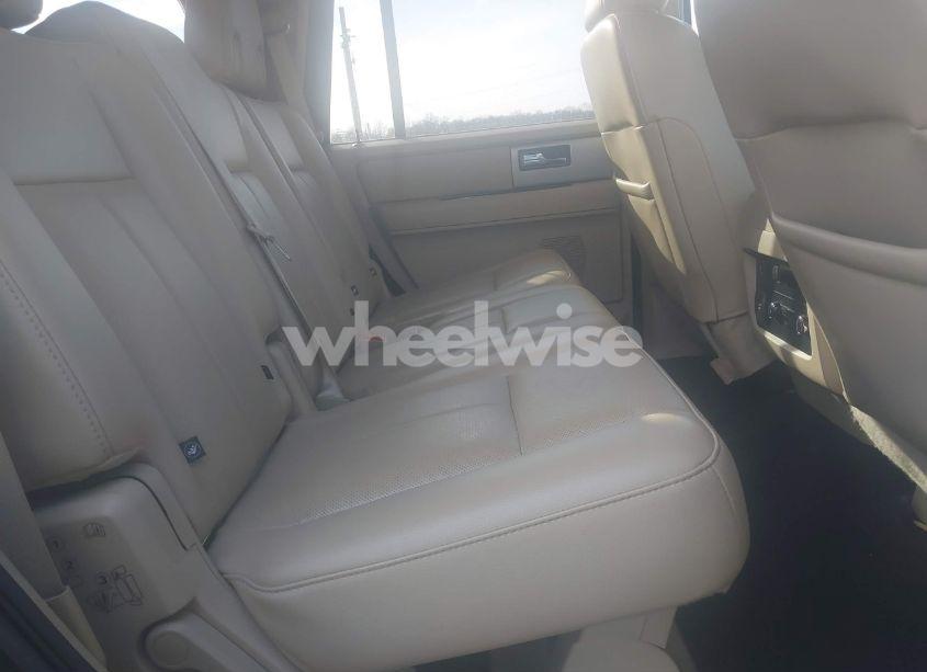 Photo 8 of 2015 Ford Expedition LIMITED (VIN 1FMJU2AT1FEF27582)
