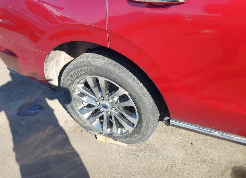 Photo 6 of 2018 Ford Expedition LIMITED (VIN 1FMJU2AT1JEA22747)