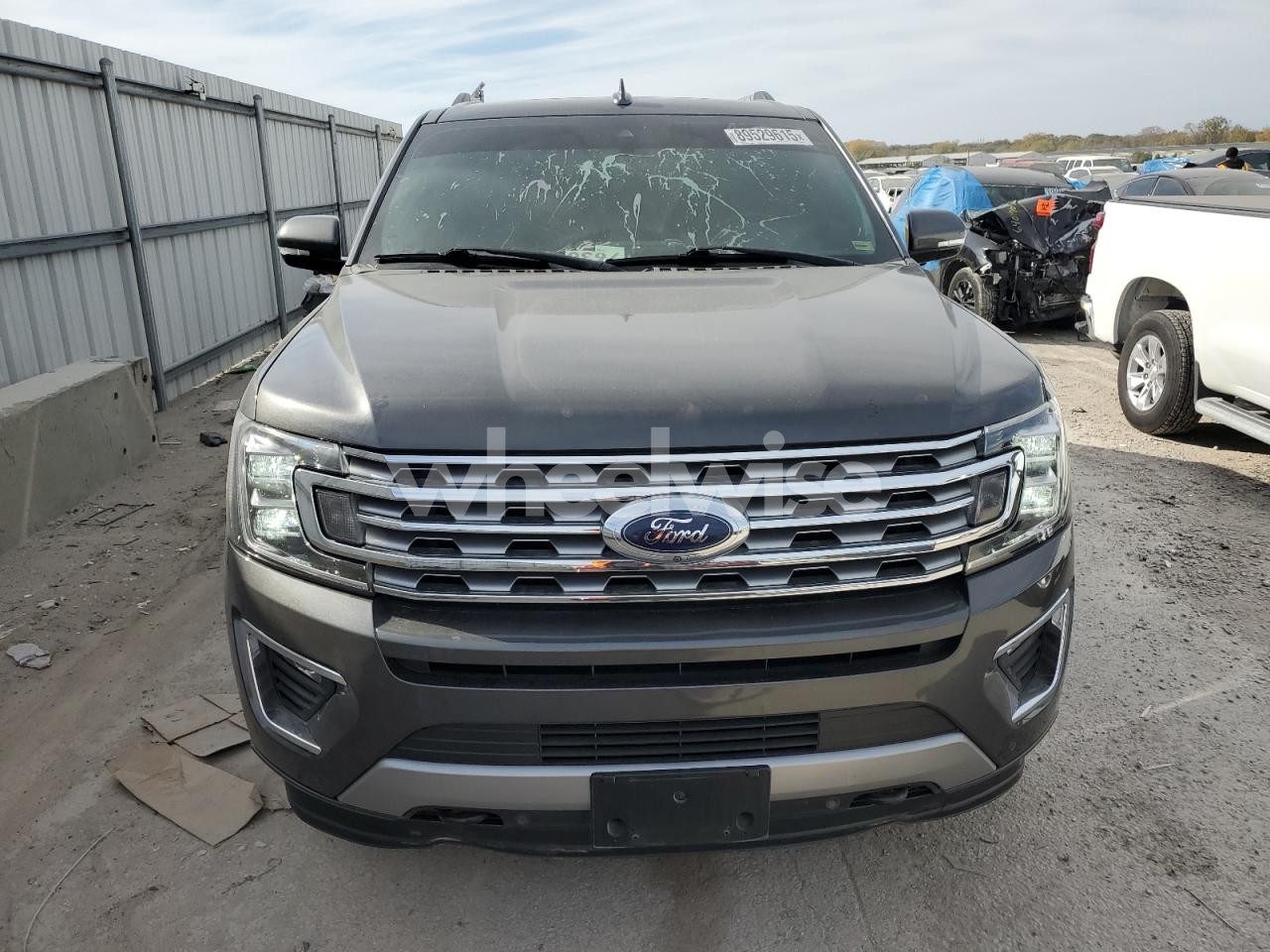 Photo 5 of 2019 FORD EXPEDITION LIMITED (VIN 1FMJU2AT1KEA23737)