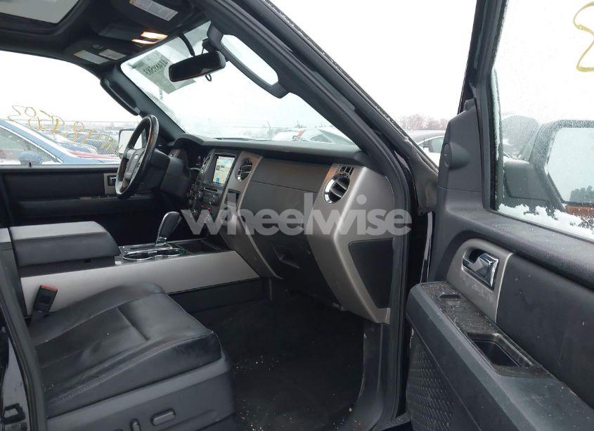 Photo 5 of 2017 Ford Expedition LIMITED (VIN 1FMJU2AT2HEA33072)