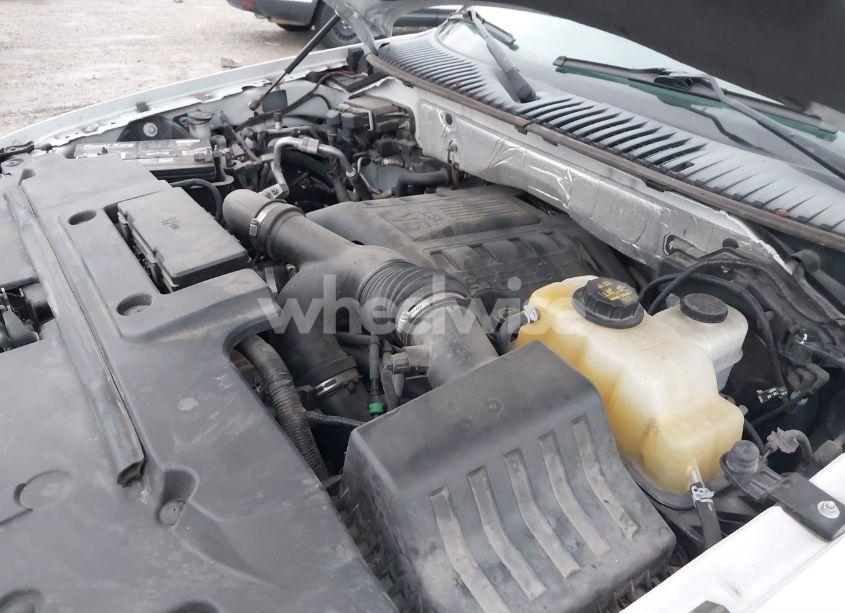 Photo 10 of 2015 Ford Expedition LIMITED (VIN 1FMJU2AT4FEF23655)