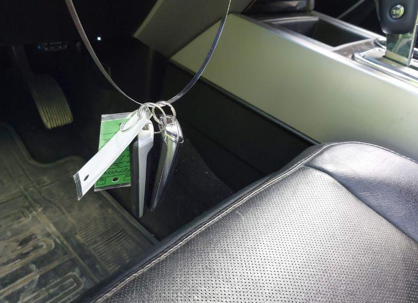 Photo 11 of 2015 Ford Expedition LIMITED (VIN 1FMJU2AT4FEF49544)