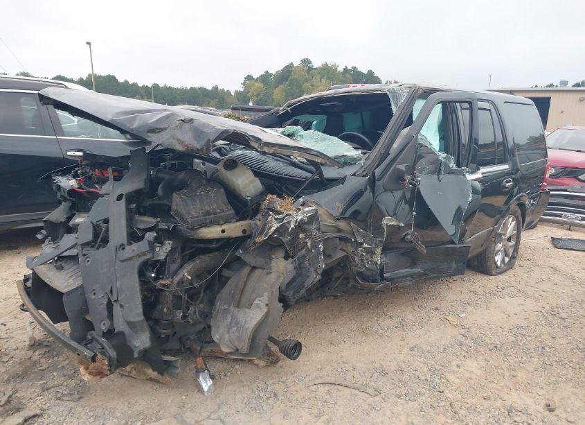 Photo 2 of 2017 Ford Expedition LIMITED (VIN 1FMJU2AT4HEA01904)