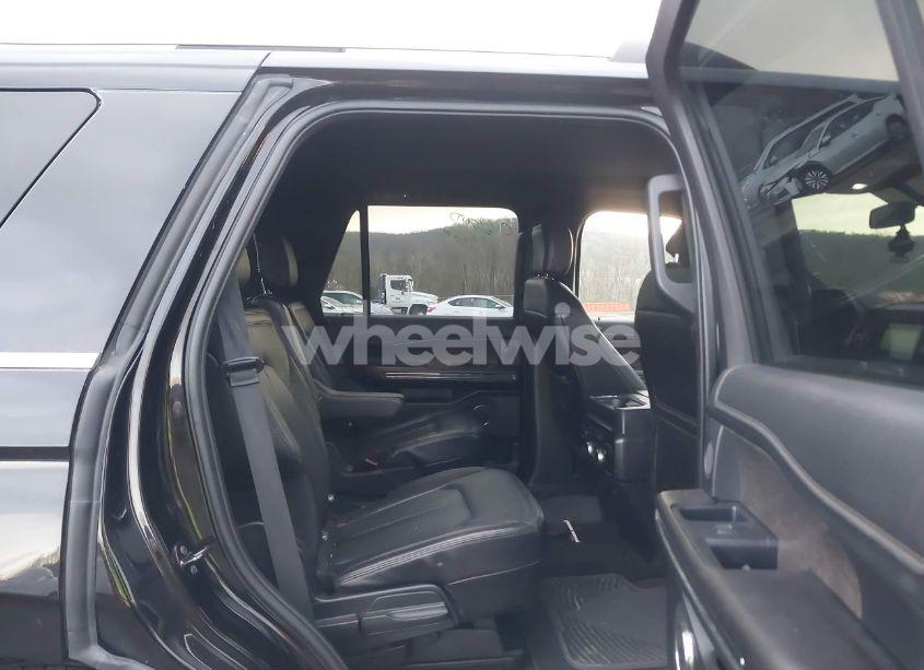 Photo 8 of 2018 Ford Expedition LIMITED (VIN 1FMJU2AT4JEA53197)