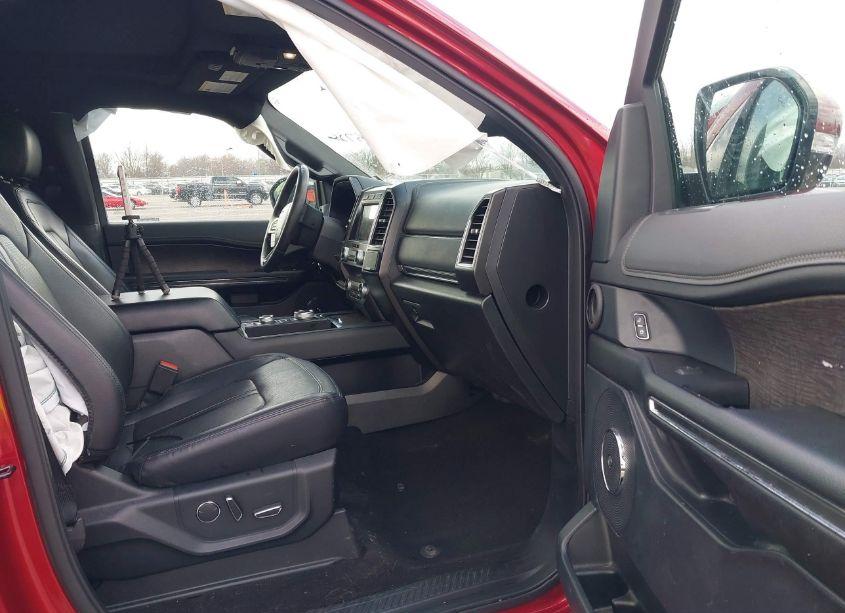 Photo 5 of 2019 Ford Expedition LIMITED (VIN 1FMJU2AT4KEA45859)