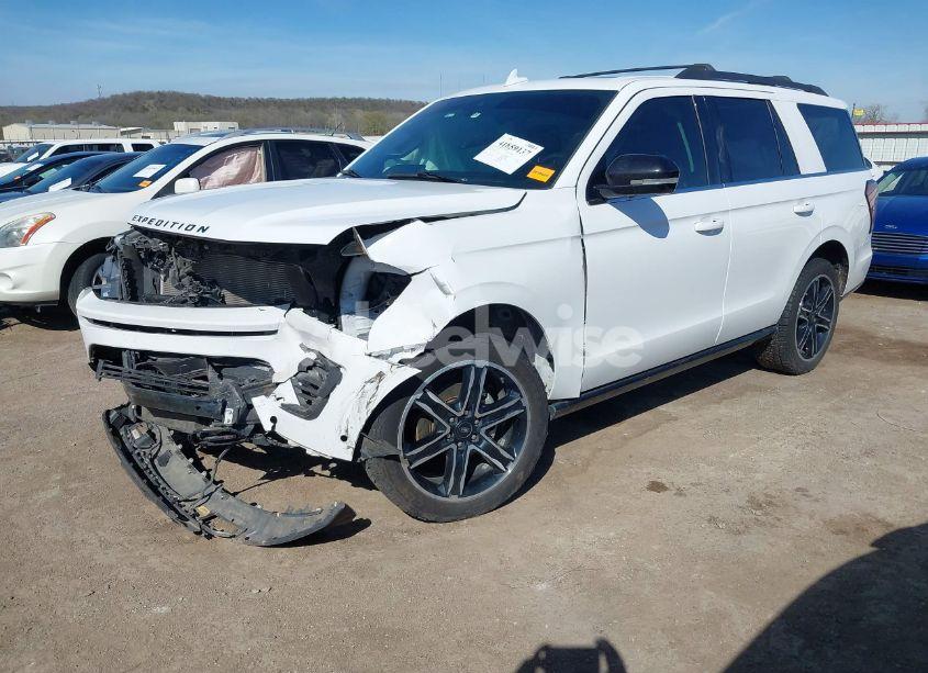 Photo 2 of 2020 Ford Expedition LIMITED (VIN 1FMJU2AT4LEA98501)