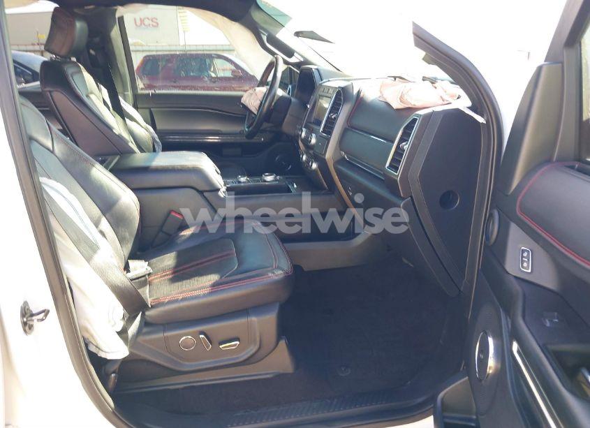 Photo 5 of 2020 Ford Expedition LIMITED (VIN 1FMJU2AT4LEA98501)