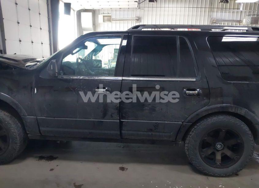 Photo 14 of 2015 Ford Expedition LIMITED (VIN 1FMJU2AT5FEF30257)