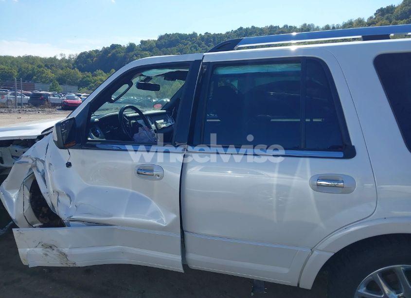 Photo 14 of 2017 Ford Expedition LIMITED (VIN 1FMJU2AT5HEA72562)