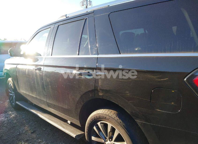 Photo 13 of 2018 Ford Expedition LIMITED (VIN 1FMJU2AT5JEA11136)