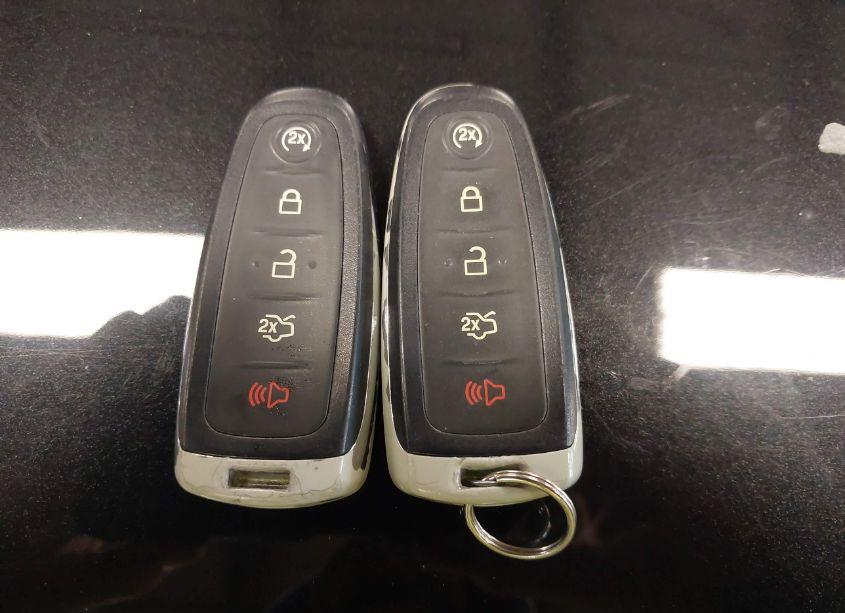 Photo 11 of 2015 Ford Expedition LIMITED (VIN 1FMJU2AT6FEF17310)