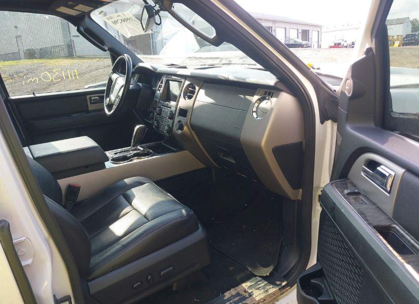 Photo 5 of 2017 Ford Expedition LIMITED (VIN 1FMJU2AT6HEA13469)
