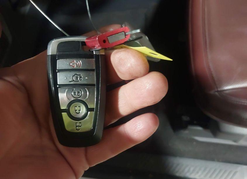 Photo 11 of 2022 Ford Expedition LIMITED (VIN 1FMJU2AT6NEA67432)