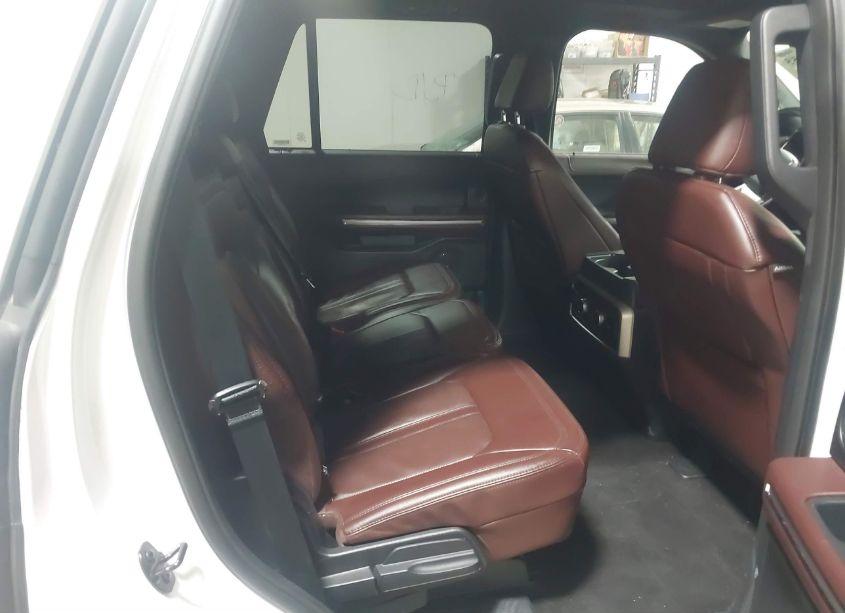 Photo 8 of 2022 Ford Expedition LIMITED (VIN 1FMJU2AT6NEA67432)