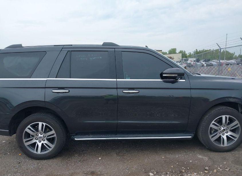 Photo 13 of 2022 Ford Expedition LIMITED (VIN 1FMJU2AT6NEA67477)