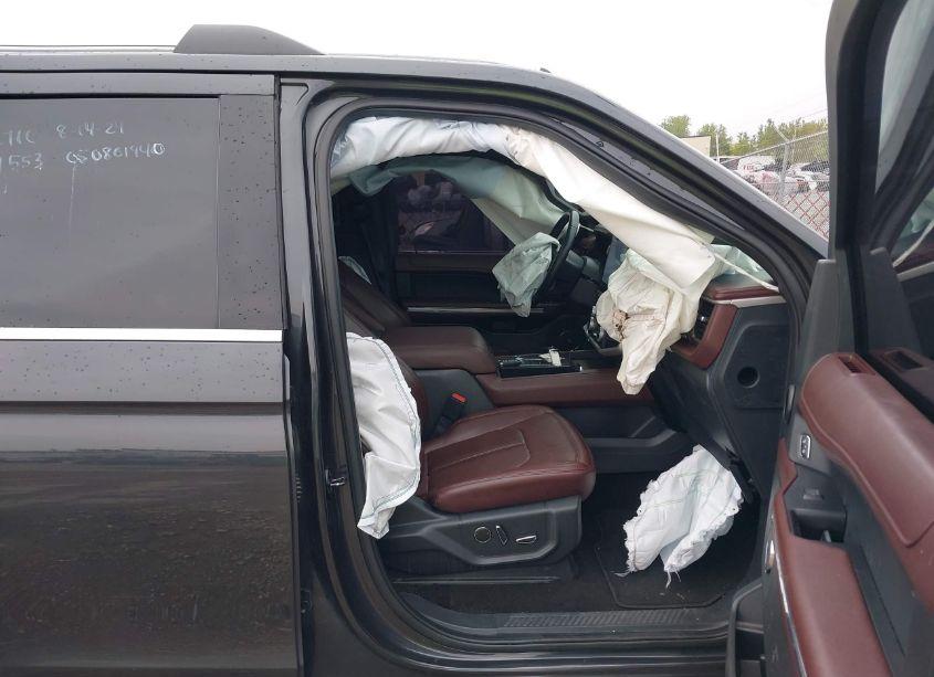 Photo 5 of 2022 Ford Expedition LIMITED (VIN 1FMJU2AT6NEA67477)