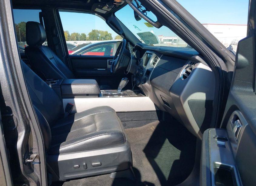 Photo 5 of 2017 Ford Expedition LIMITED (VIN 1FMJU2AT7HEA10774)