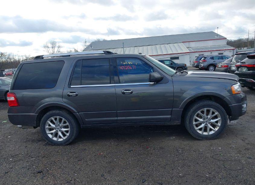 Photo 13 of 2017 Ford Expedition LIMITED (VIN 1FMJU2AT7HEA30930)