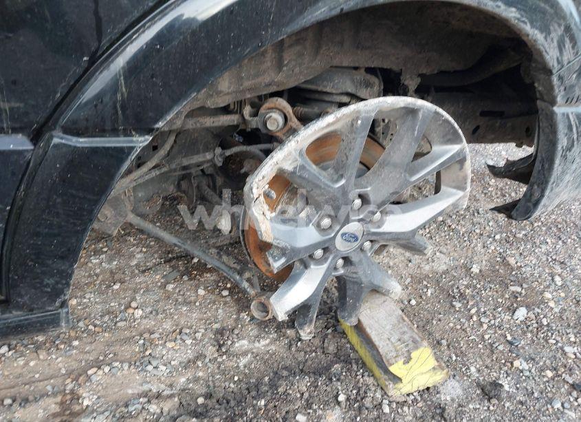 Photo 11 of 2017 Ford Expedition LIMITED (VIN 1FMJU2AT7HEA38025)