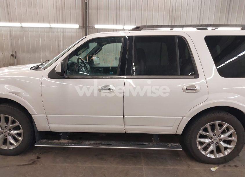 Photo 15 of 2017 Ford Expedition LIMITED (VIN 1FMJU2AT7HEA43211)