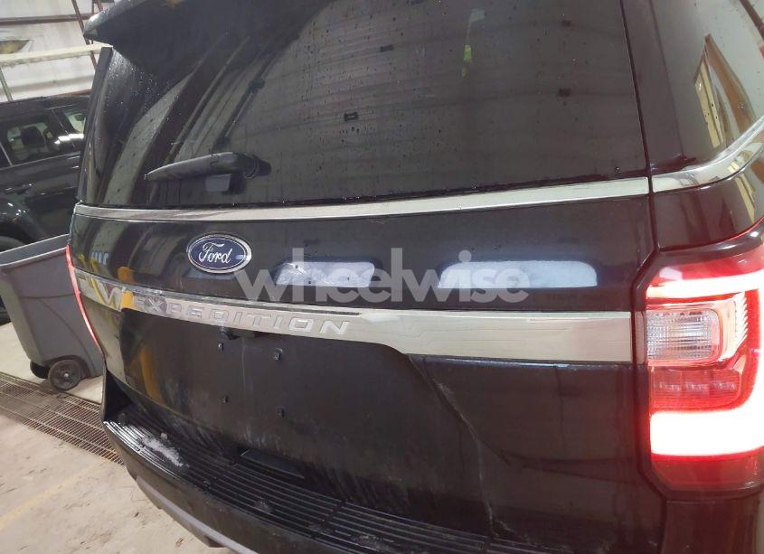 Photo 16 of 2018 Ford Expedition LIMITED (VIN 1FMJU2AT7JEA53212)