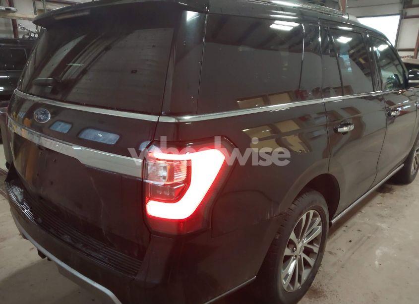 Photo 4 of 2018 Ford Expedition LIMITED (VIN 1FMJU2AT7JEA53212)