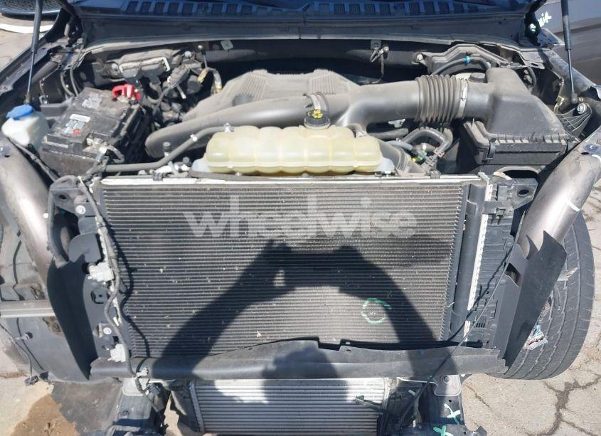 Photo 10 of 2019 Ford Expedition LIMITED (VIN 1FMJU2AT7KEA58041)