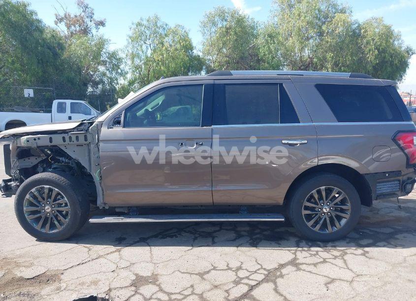 Photo 15 of 2019 Ford Expedition LIMITED (VIN 1FMJU2AT7KEA58041)