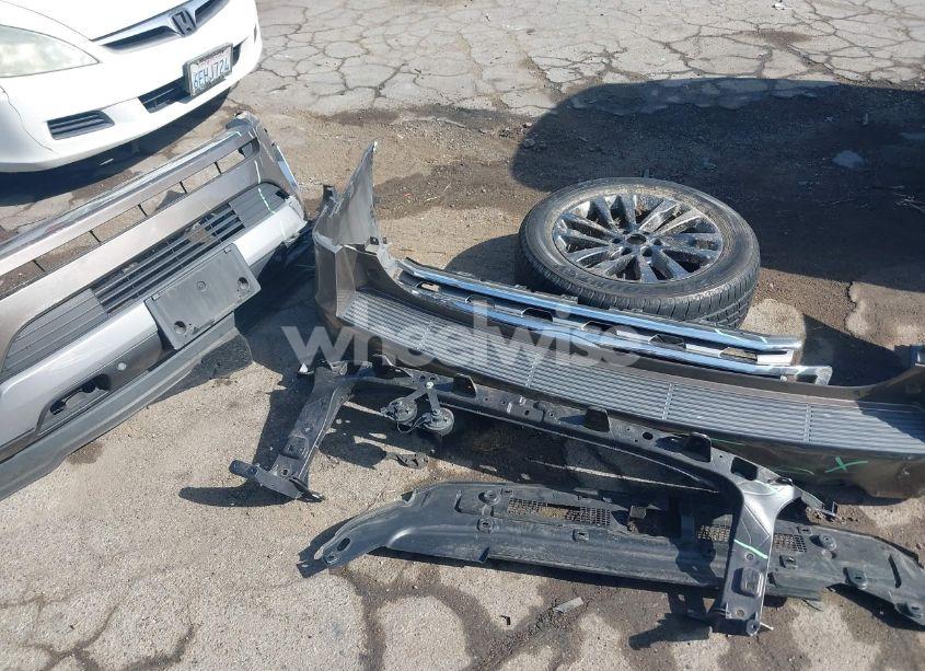 Photo 18 of 2019 Ford Expedition LIMITED (VIN 1FMJU2AT7KEA58041)