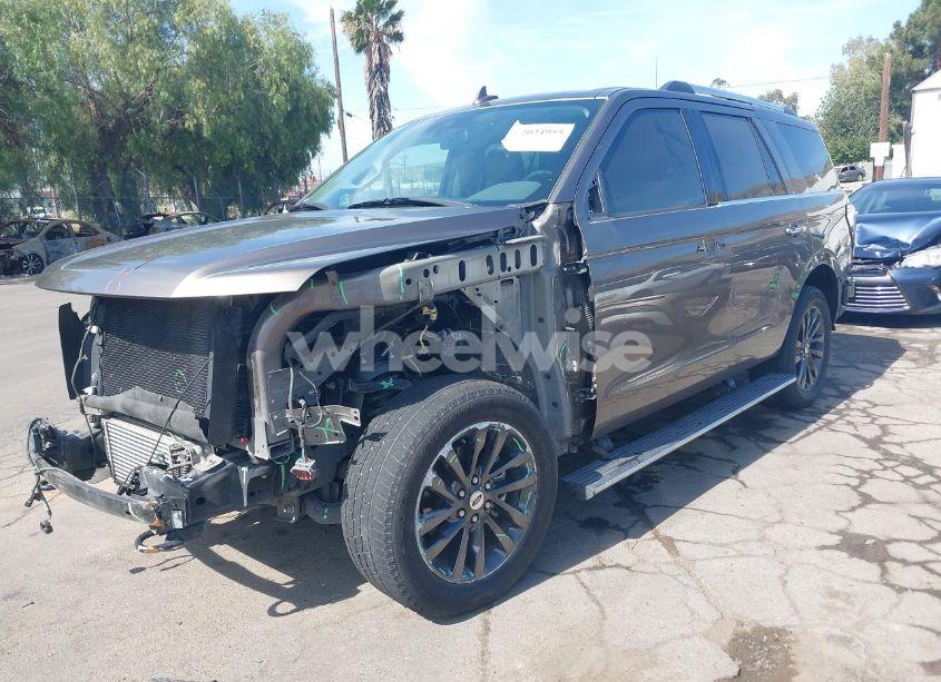 Photo 2 of 2019 Ford Expedition LIMITED (VIN 1FMJU2AT7KEA58041)