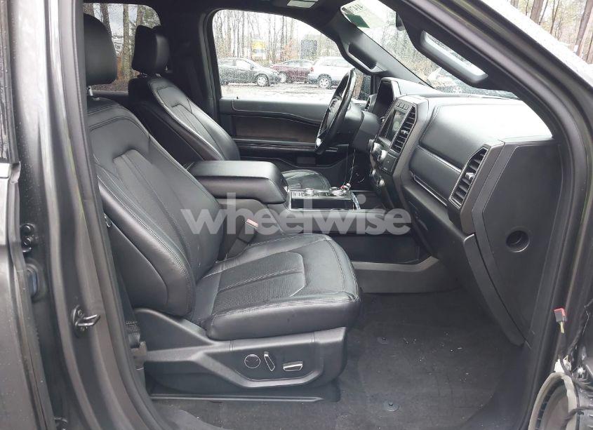 Photo 5 of 2018 Ford Expedition LIMITED (VIN 1FMJU2AT8JEA62727)