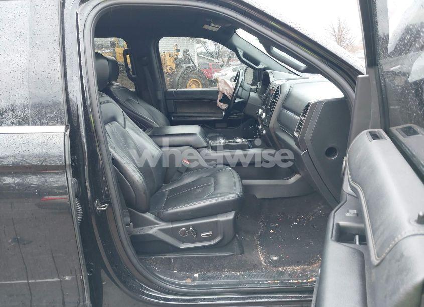 Photo 5 of 2019 Ford Expedition LIMITED (VIN 1FMJU2AT8KEA20009)