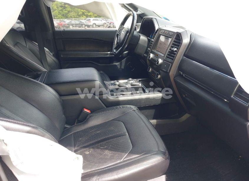 Photo 5 of 2019 Ford Expedition LIMITED (VIN 1FMJU2ATXKEA86478)