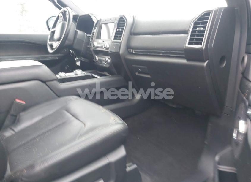 Photo 5 of 2021 Ford Expedition LIMITED (VIN 1FMJU2ATXMEA83437)