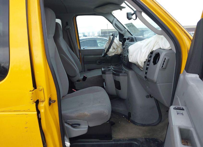 Photo 5 of 2011 Ford E-150 XLT (VIN 1FMNE1BL9BDA88526)