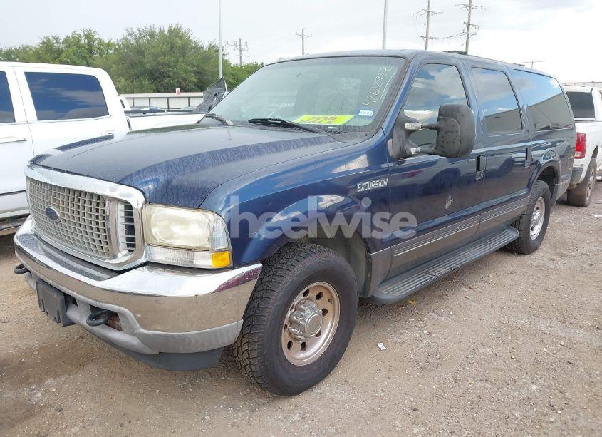 Photo 2 of 2003 Ford Excursion XLT (VIN 1FMNU40LX3EC48240)