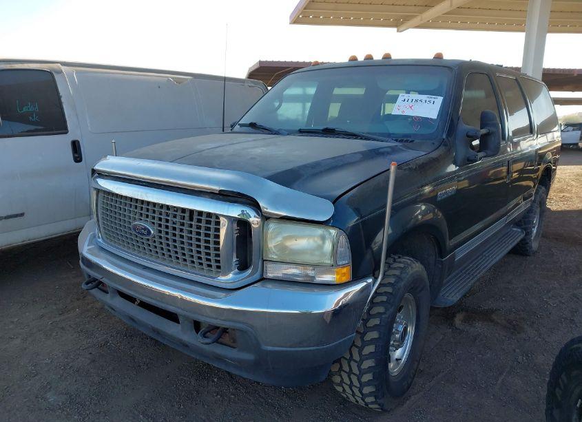 Photo 2 of 2002 Ford Excursion XLT (VIN 1FMNU41S22EB39579)