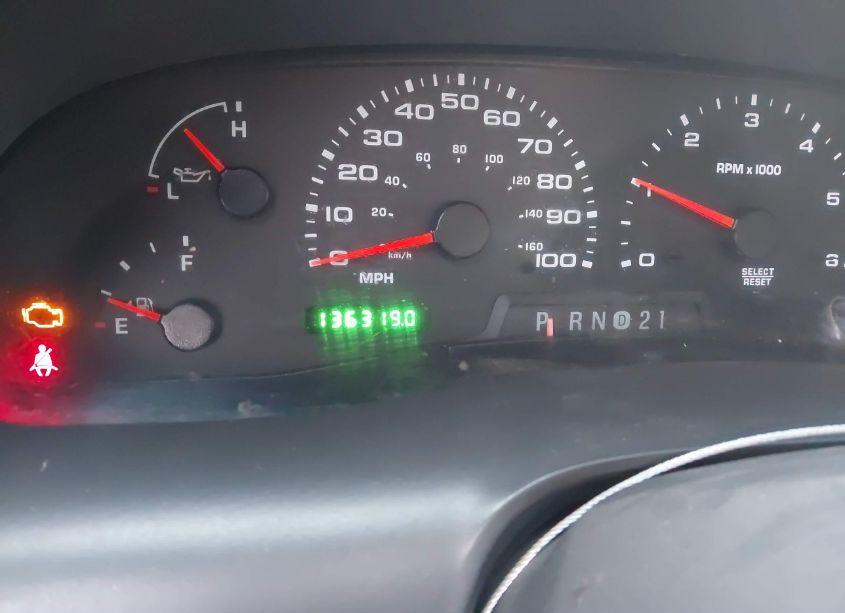 Photo 7 of 2002 Ford Excursion XLT (VIN 1FMNU41S22EB39579)