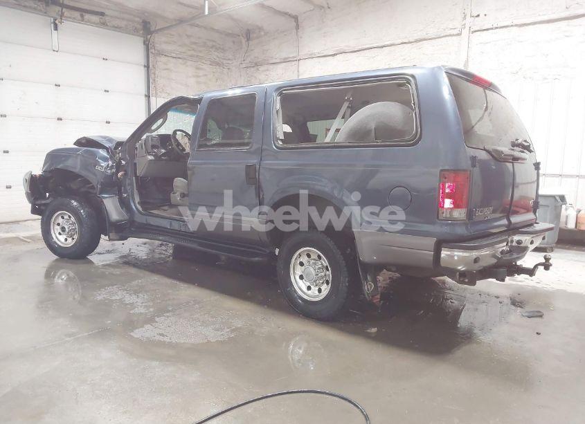 Photo 3 of 2003 Ford Excursion XLT (VIN 1FMNU41S23EC80959)